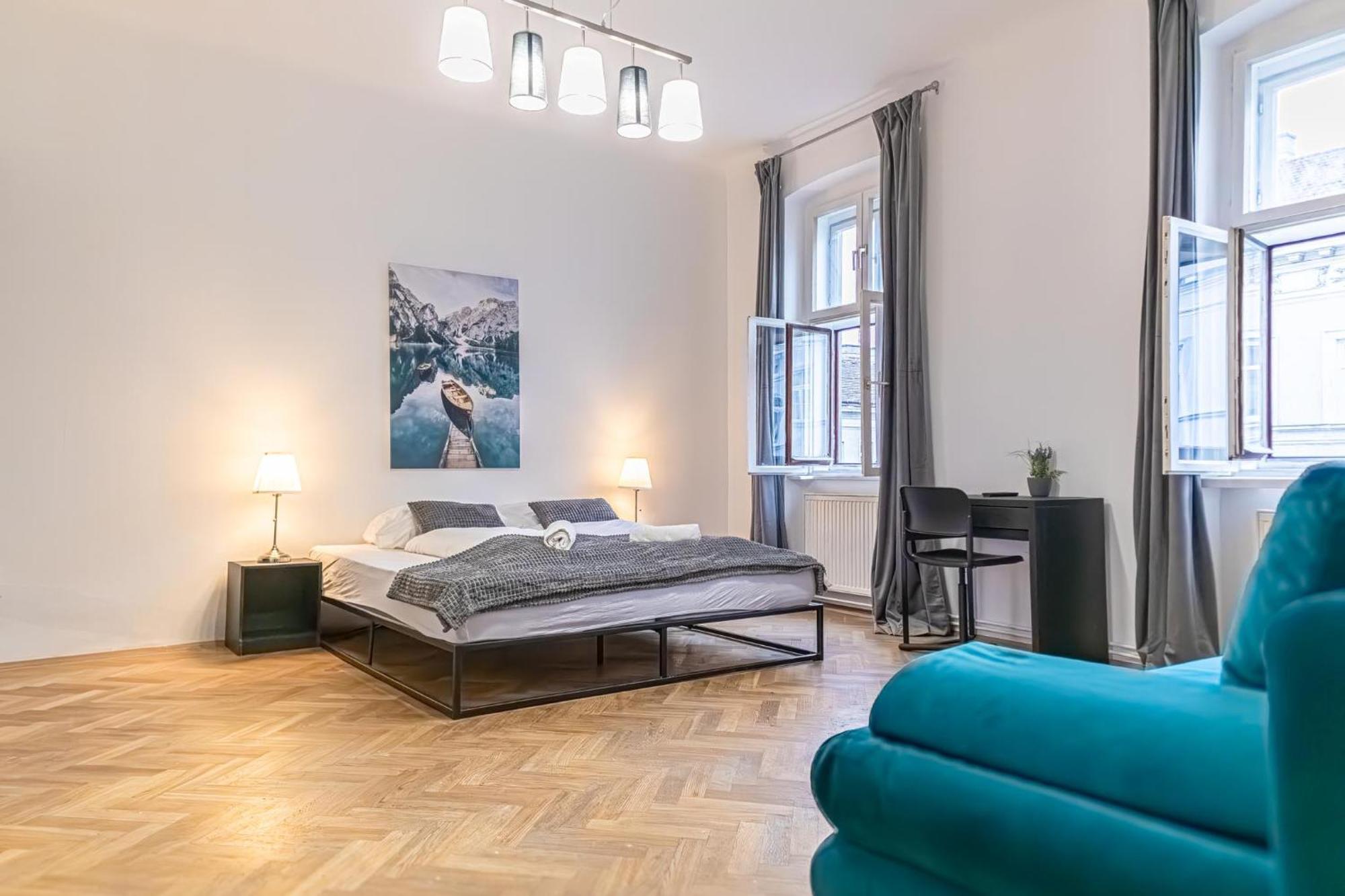 Spacious 2Br Apt -Near Wiener Stadthalle Burggassewiener Well Located Exterior foto
