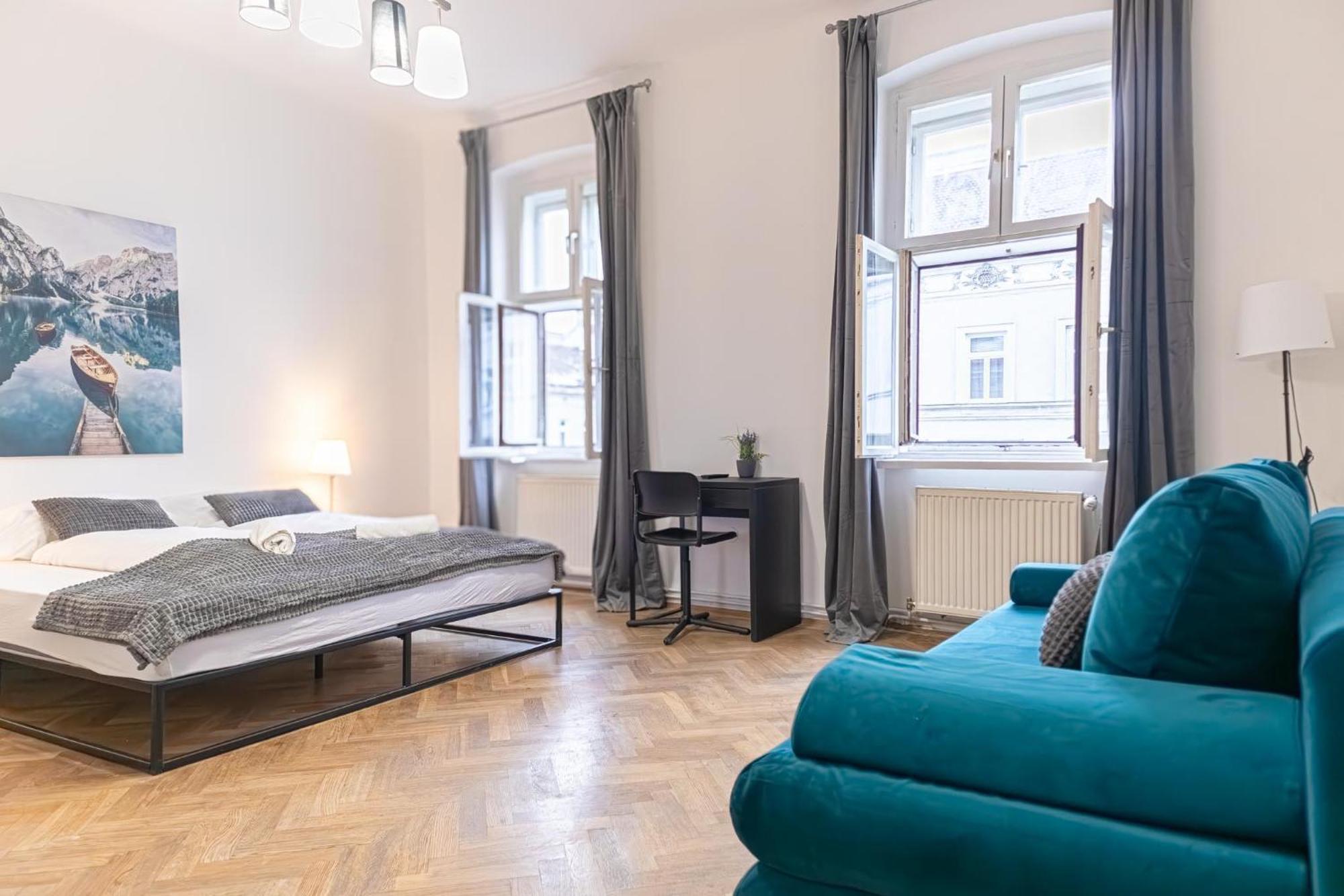 Spacious 2Br Apt -Near Wiener Stadthalle Burggassewiener Well Located Exterior foto